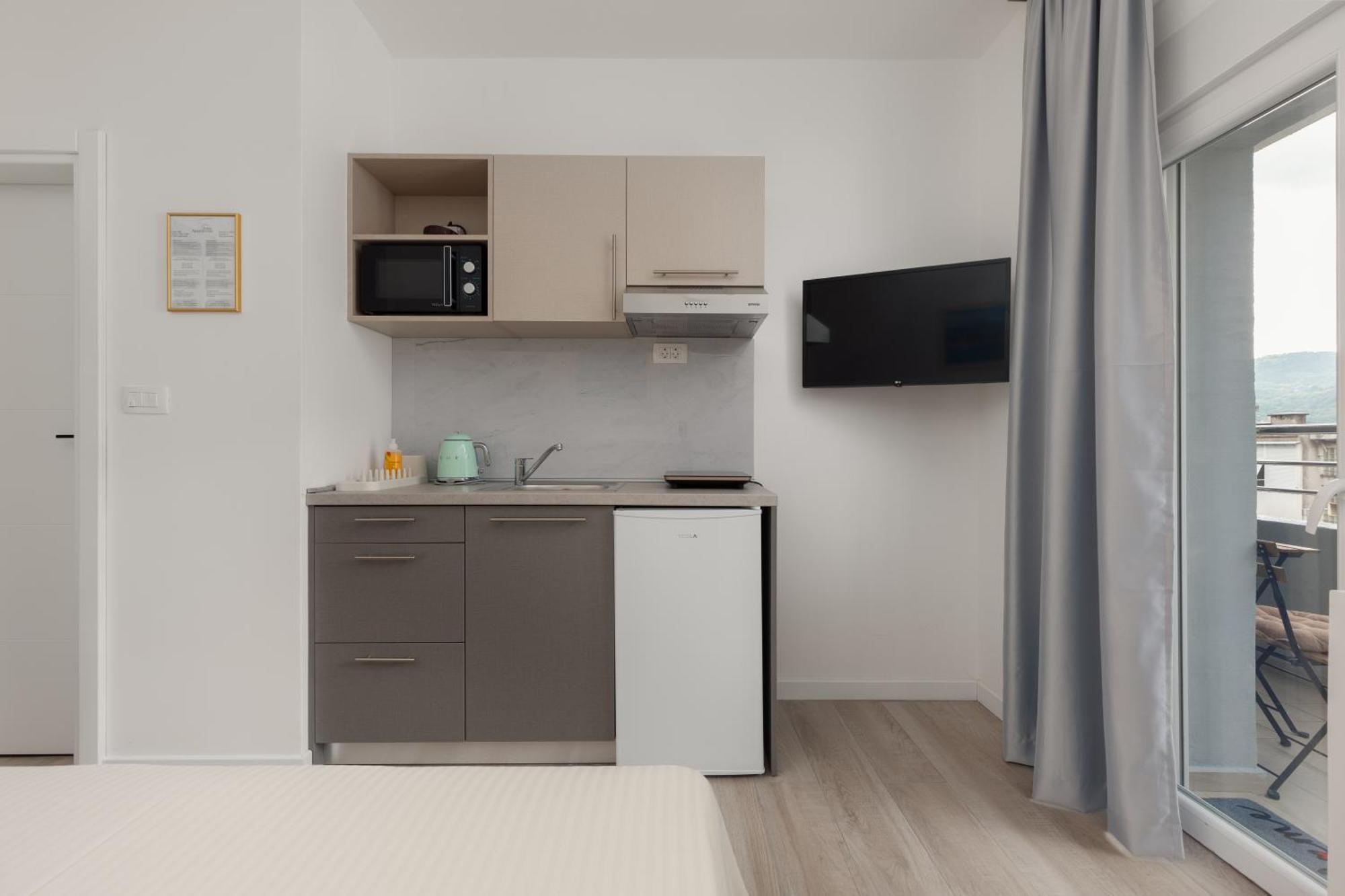 Apartments Time Котор Екстериор снимка